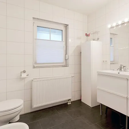 Feriehus Fh Blaue Haus Am Peenestrom